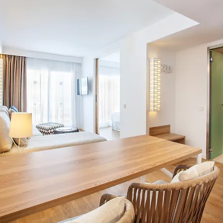 アパートホテル Grupotel Picafort