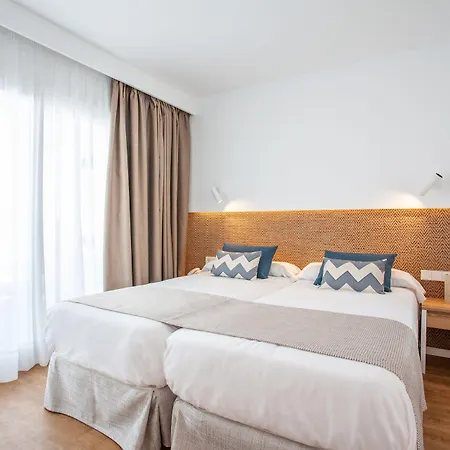 Grupotel Picafort Aparthotel 4*